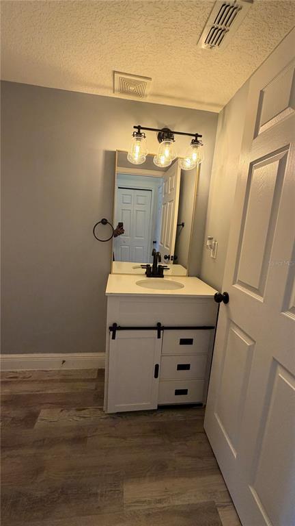 1941 Brancaster Circle Ocoee, FL 34761 - Photo 10 of 33 a view of bathroom with shower