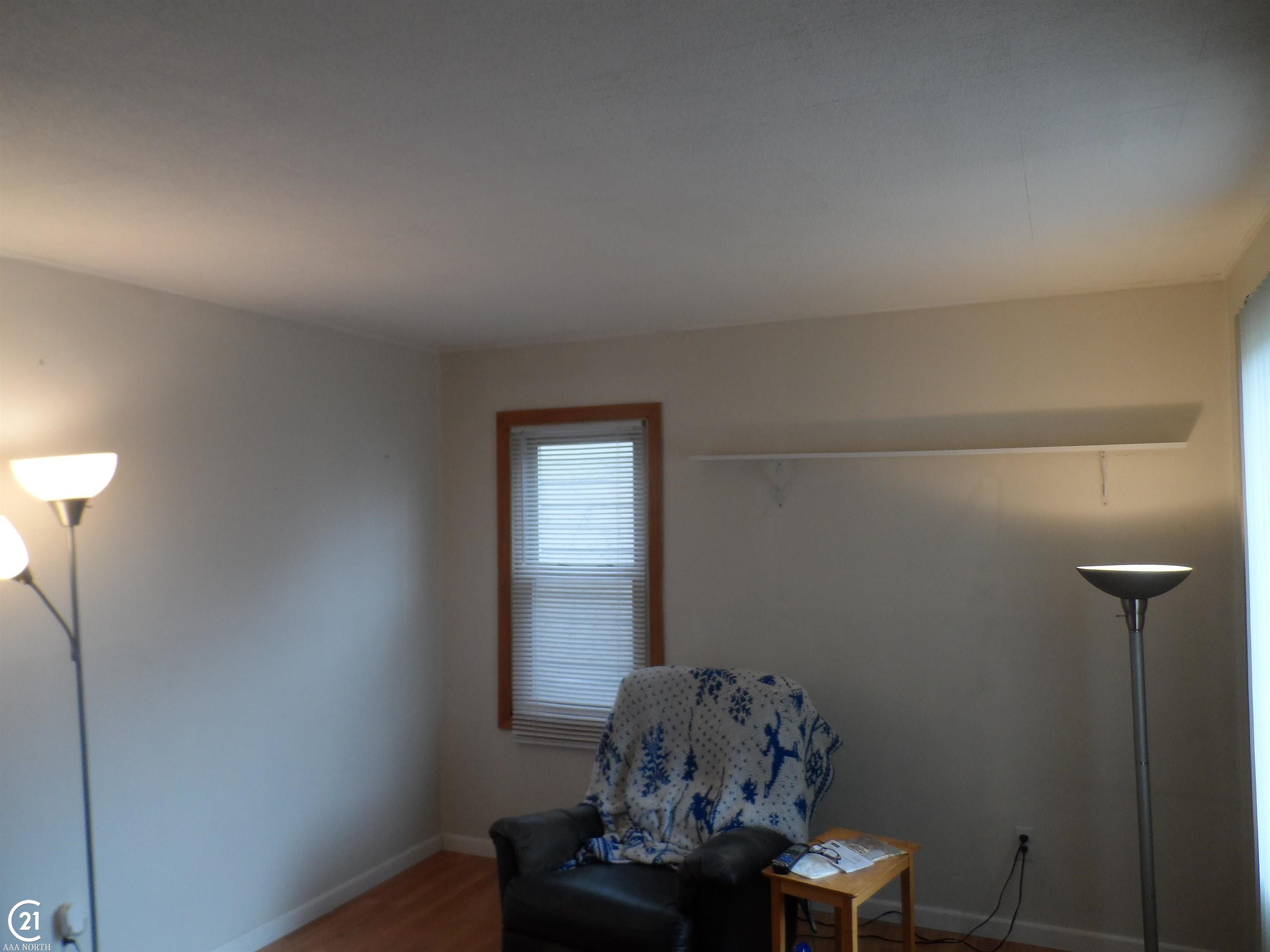 19225 12 Mile Road Roseville, MI 48066 - Photo 10 of 41