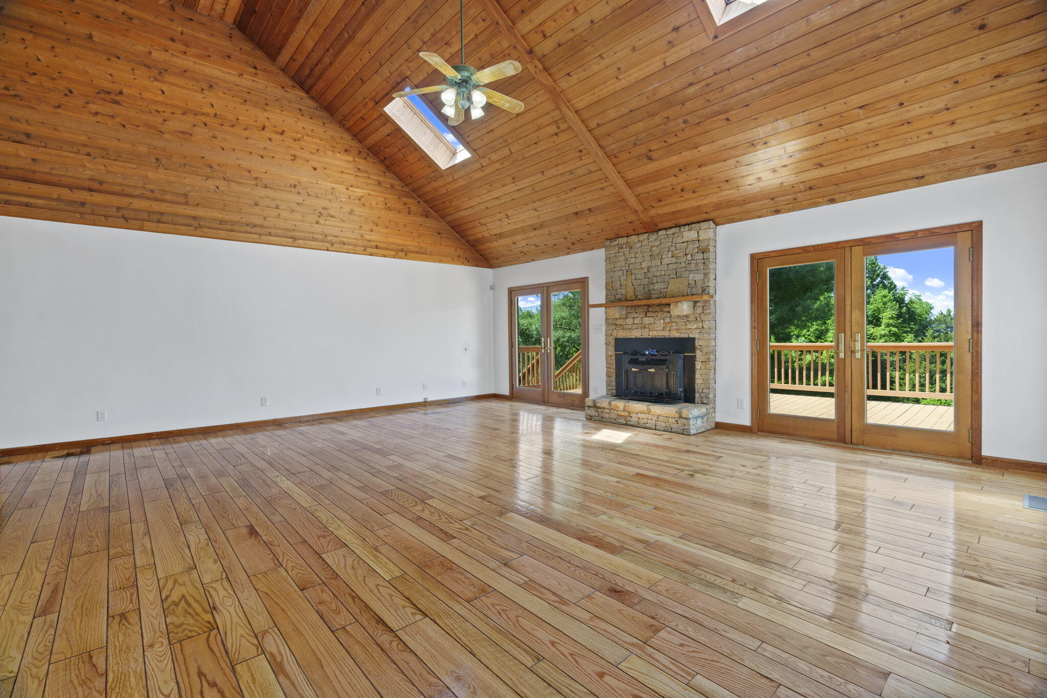 837 Pemberton Road Bristol, TN 37620 - Photo 15 of 53 web_DSC06276