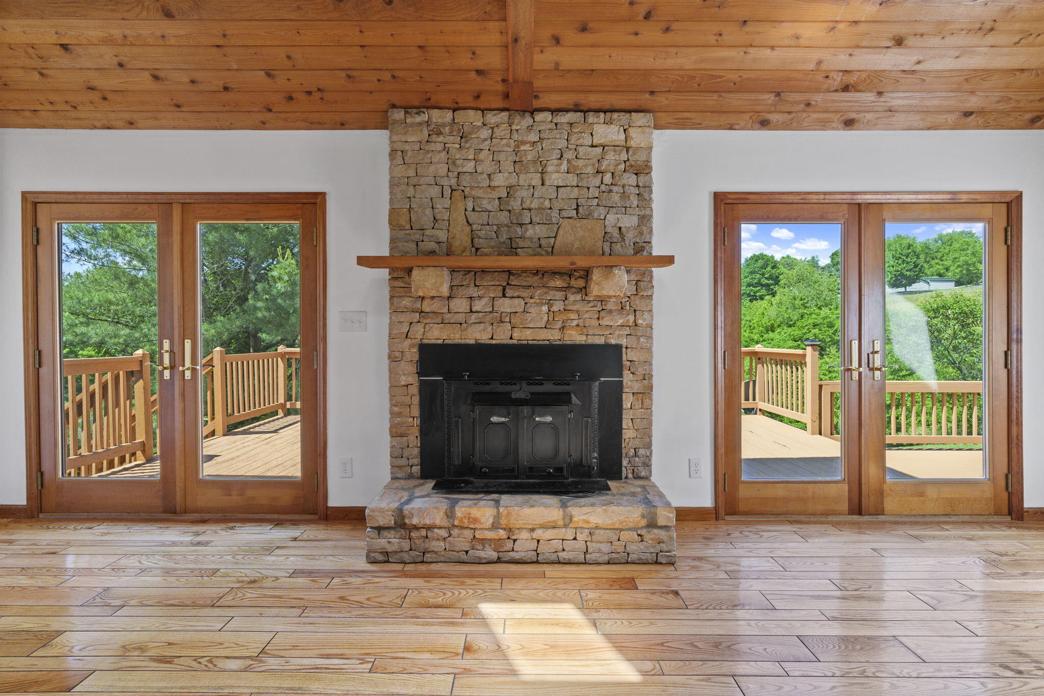 837 Pemberton Road Bristol, TN 37620 - Photo 16 of 53 web_DSC06281