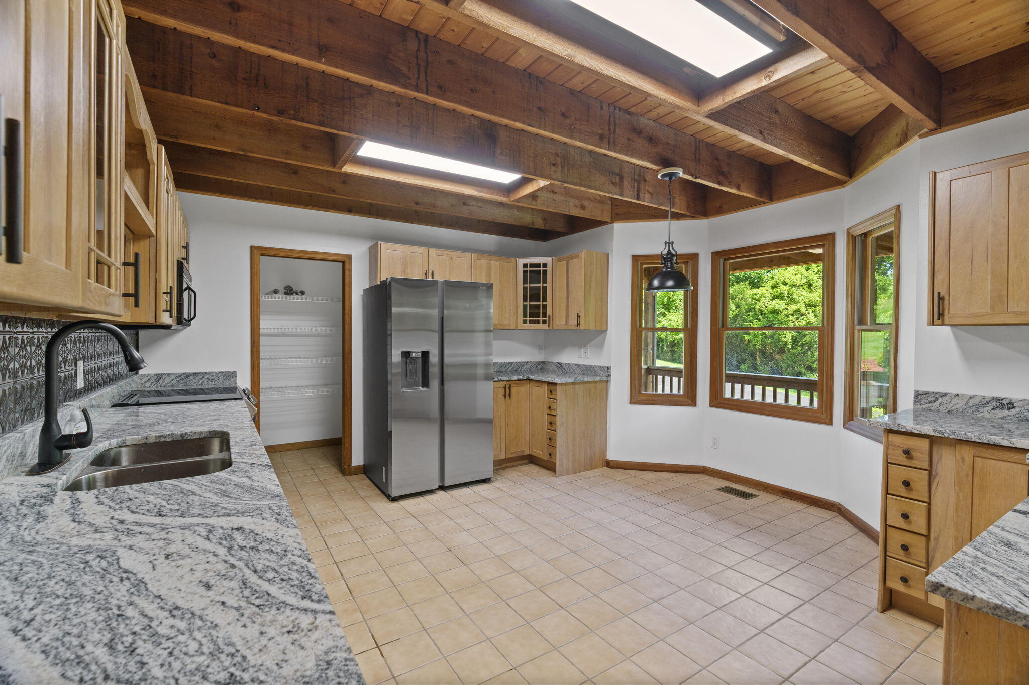 837 Pemberton Road Bristol, TN 37620 - Photo 19 of 53 web_DSC06301