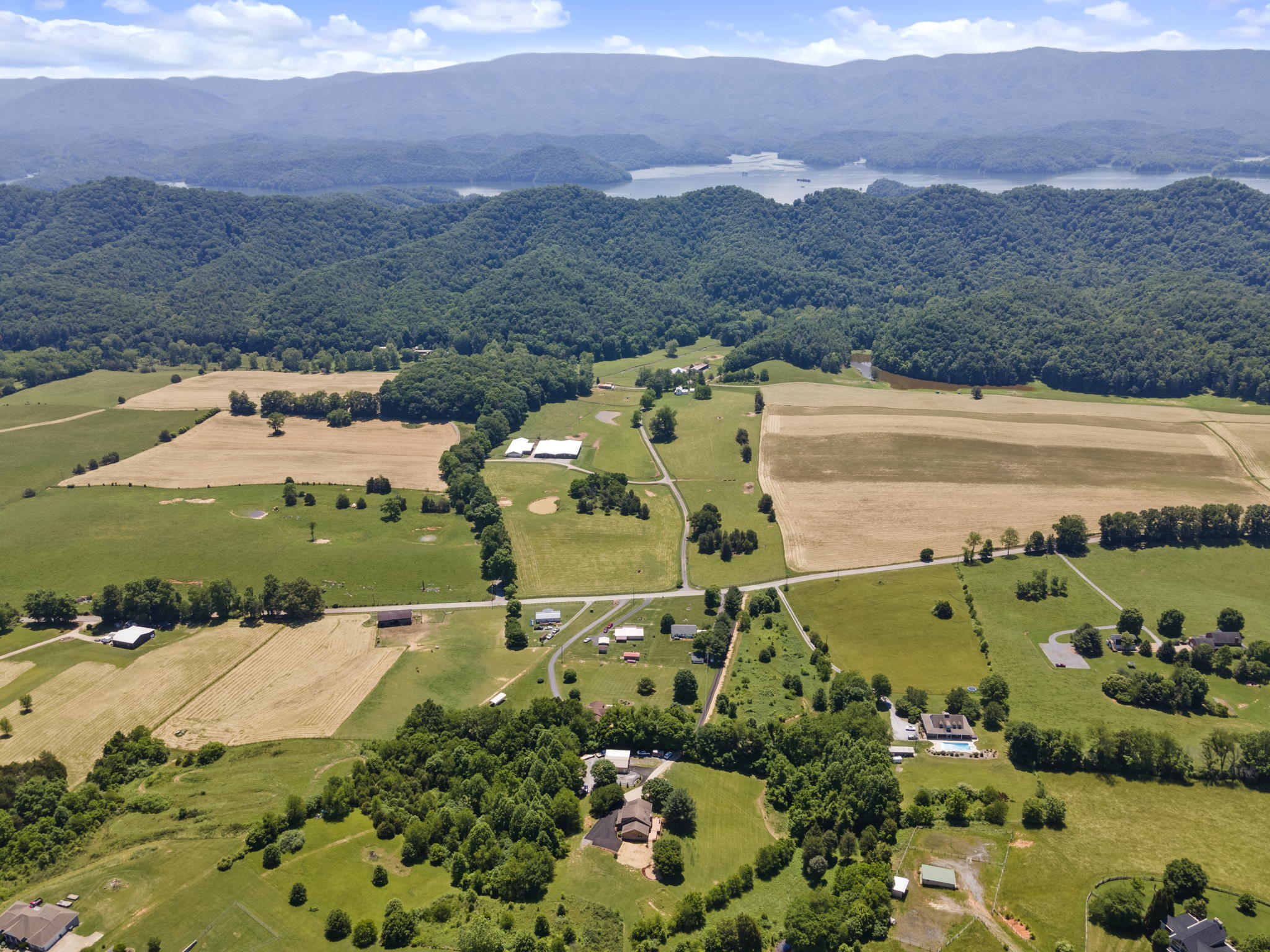 837 Pemberton Road Bristol, TN 37620 - Photo 2 of 53 web_DJI_0128