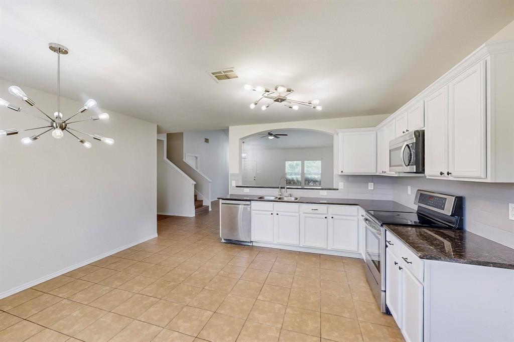 453 Harding Lane Lavon, TX 75166 - Photo 12 of 40