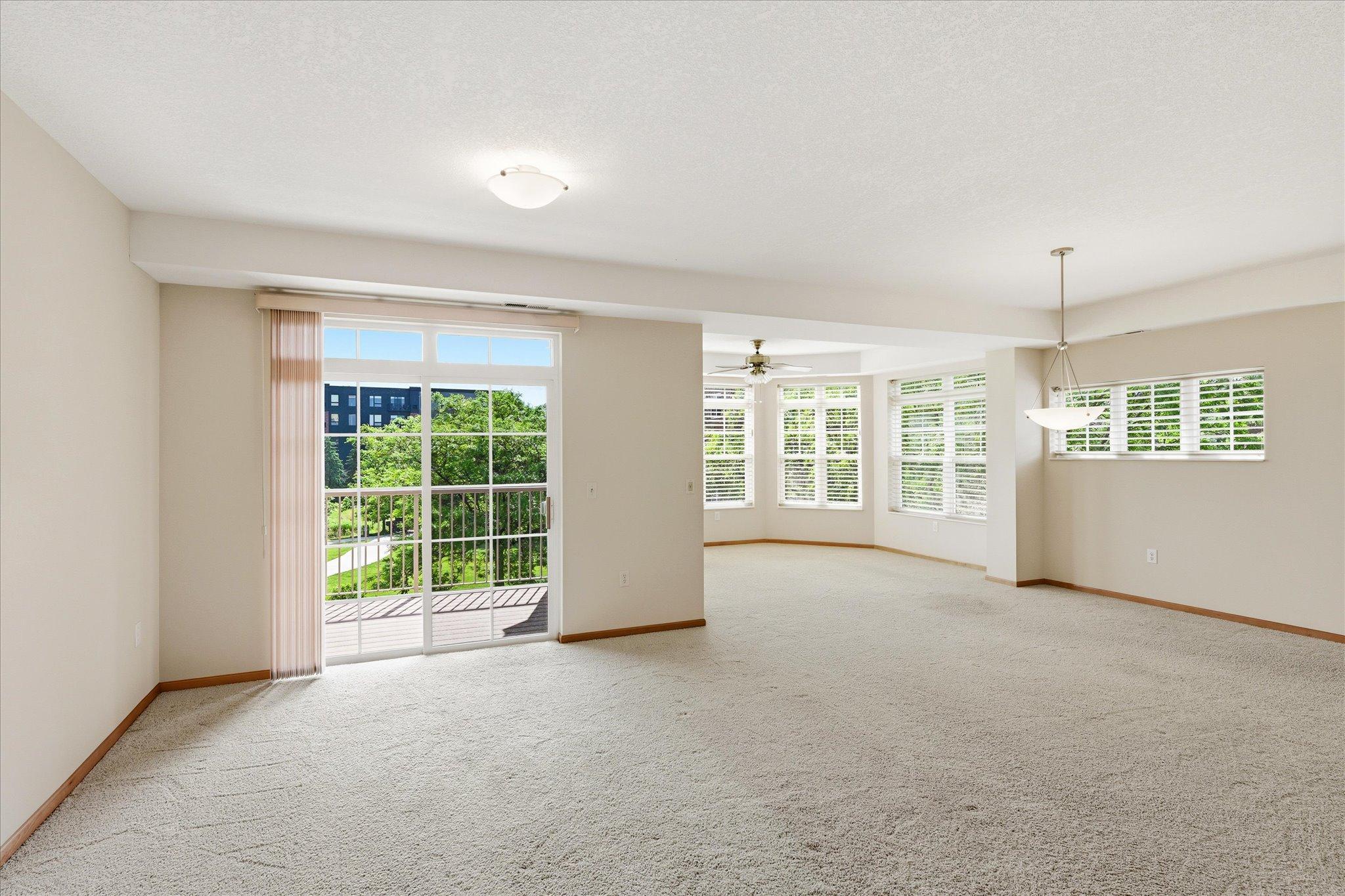 2550 38th Avenue Northeast, Unit 213 St. Anthony, MN 55421 - Photo 5 of 37