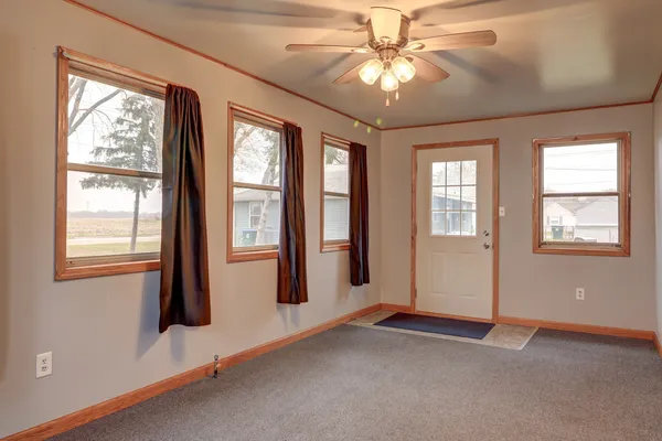 $61,000 | 1905 14th Avenue, Rock Falls, IL 61071