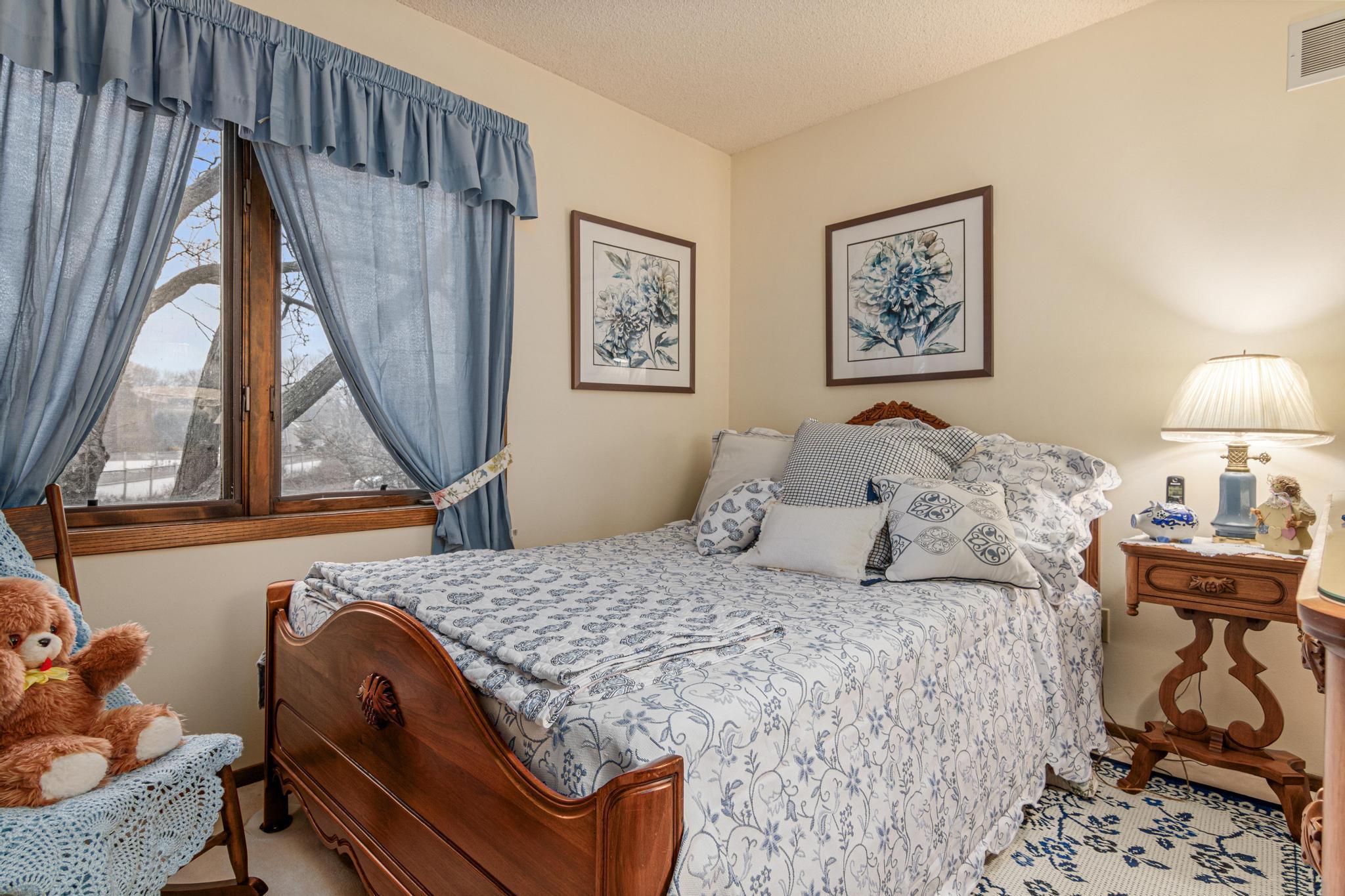 4936 Poppy Lane Edina, MN 55435 - Photo 16 of 28