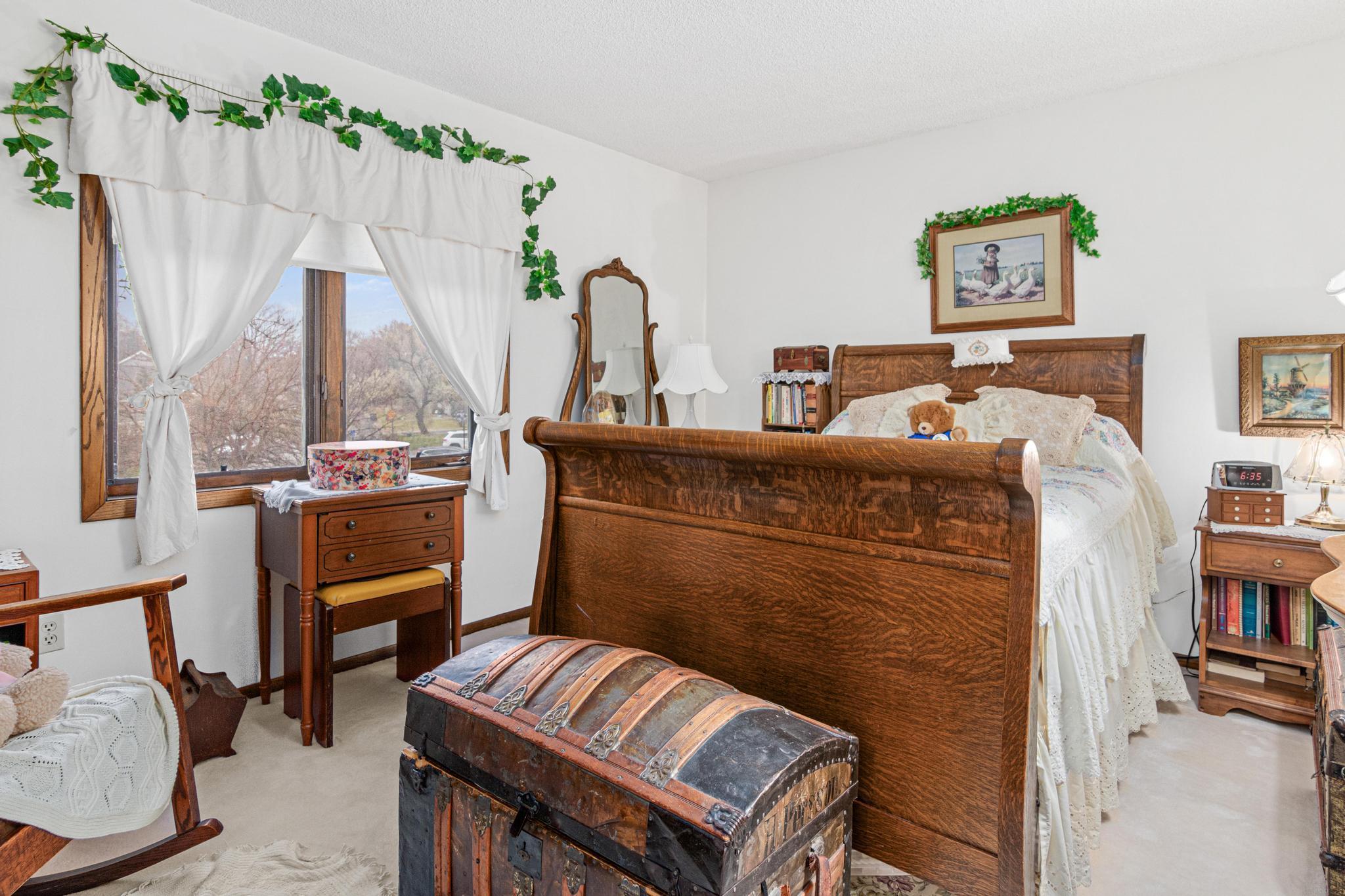 4936 Poppy Lane Edina, MN 55435 - Photo 17 of 28