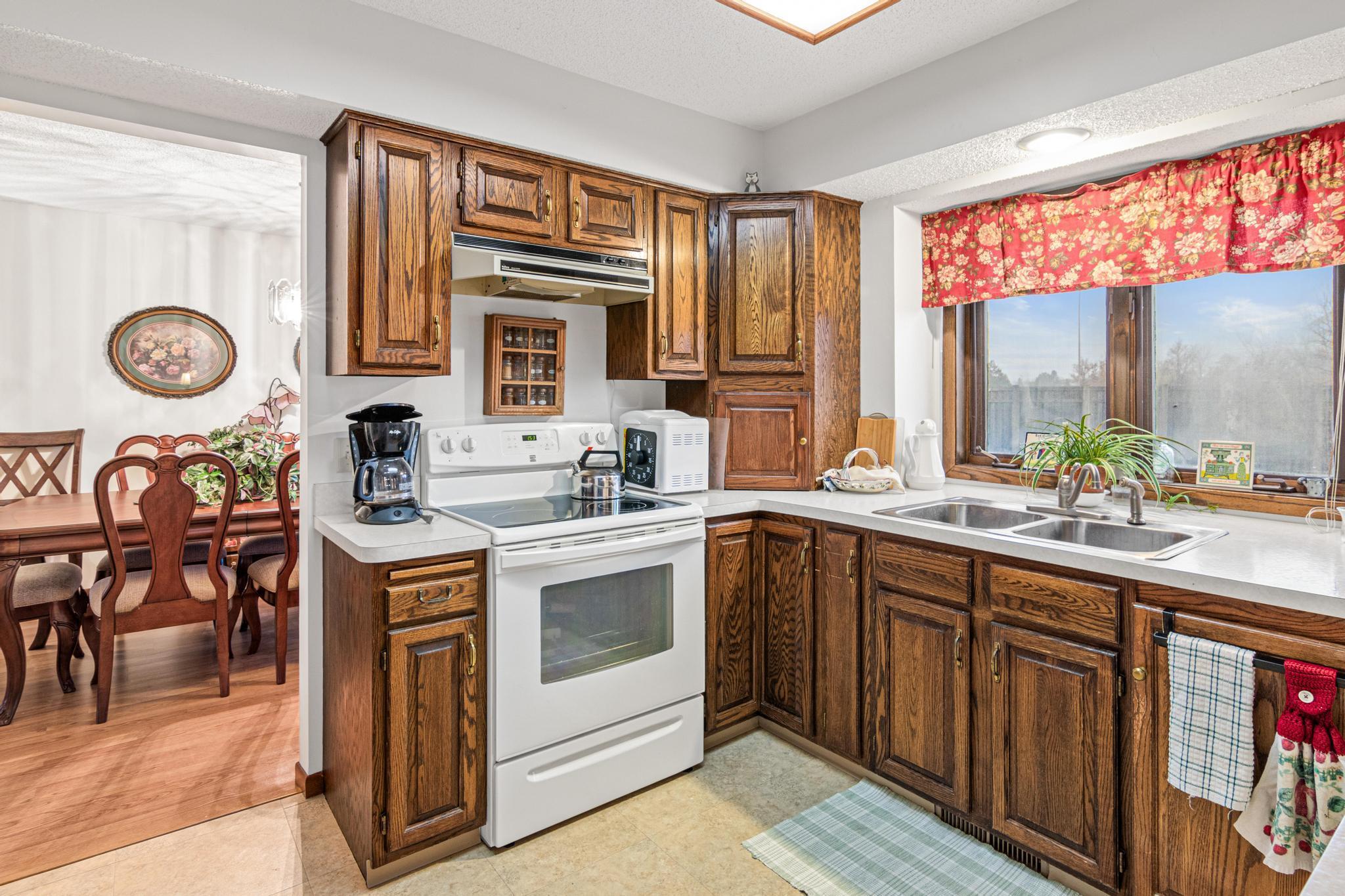 4936 Poppy Lane Edina, MN 55435 - Photo 6 of 28