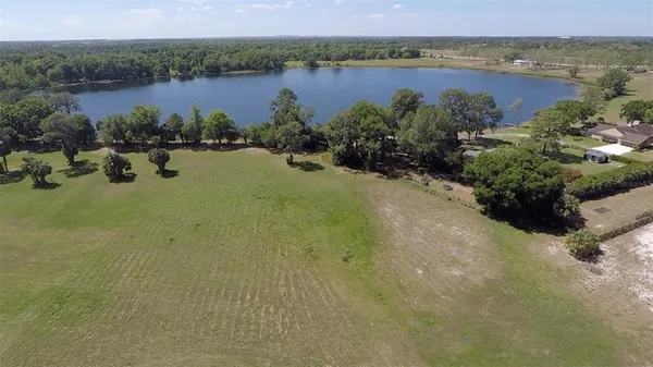 $275,000 | 3412 Lake Diane Road, Unit 67, Tavares, FL 32778