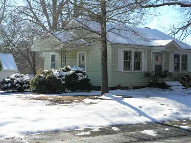 406 Davidson Street Clinton, SC 29325 - Photo 2 of 7 Gallery Image 2