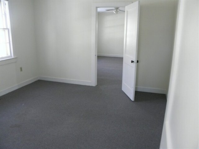 406 Davidson Street Clinton, SC 29325 - Photo 5 of 7 Gallery Image 5