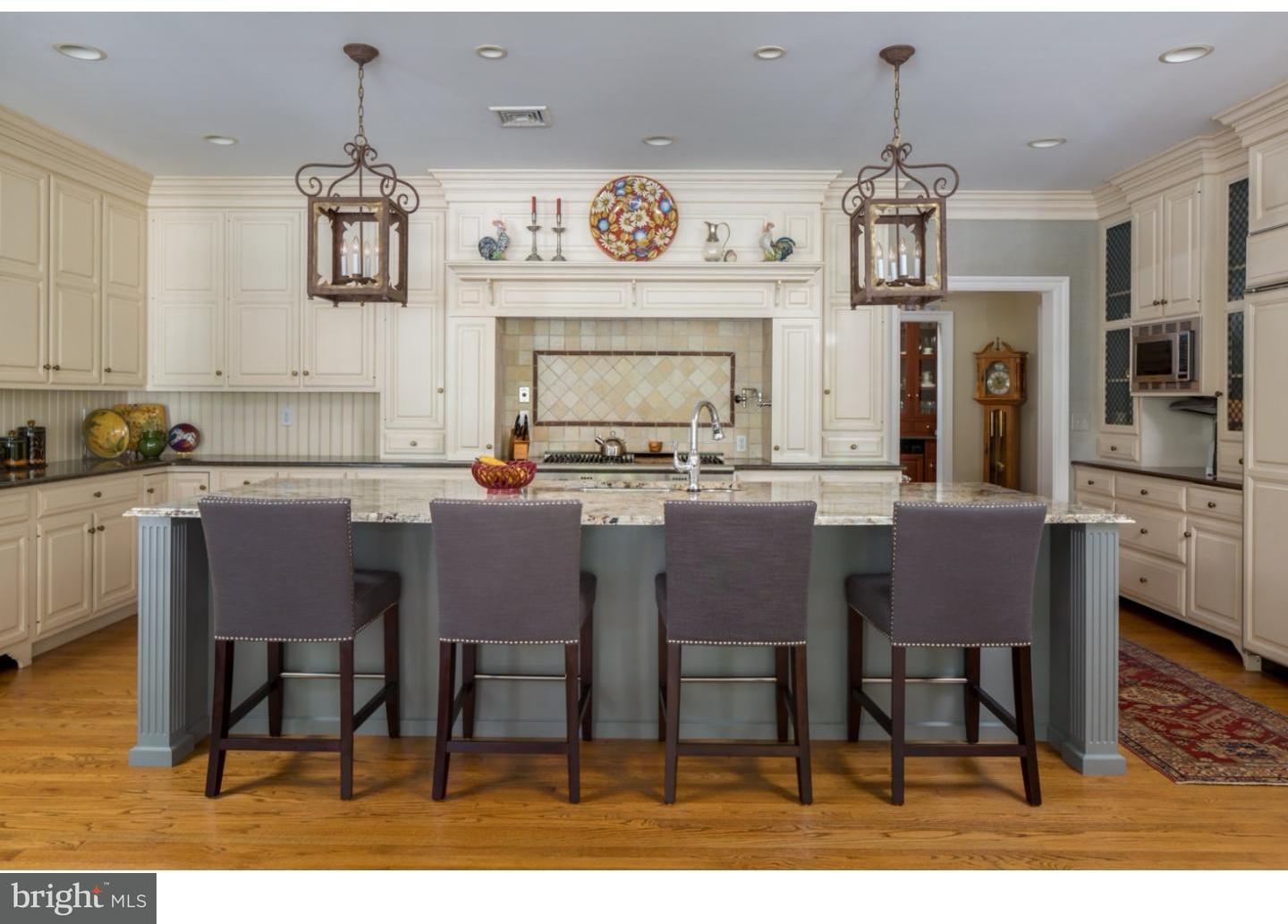 132 Brooke Farm Road Wayne, PA 19087 - Photo 7 of 25 Kitchen