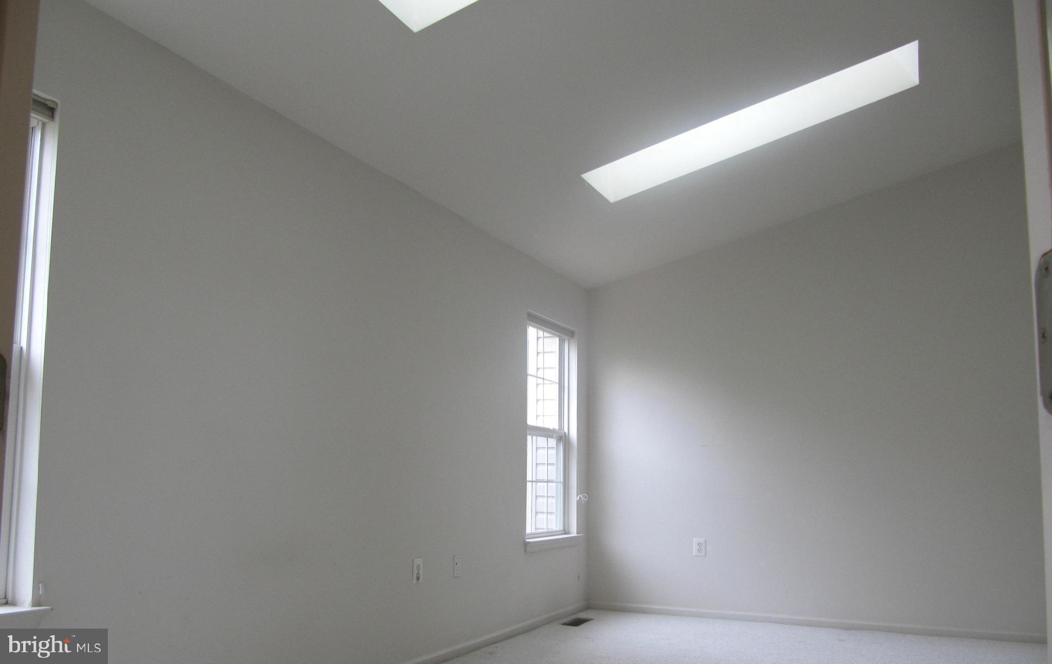 21474 Tamarack Ridge Square Sterling, VA 20164 - Photo 20 of 23 Bedroom