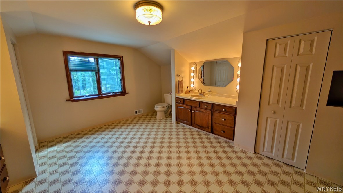 80-82 Covington Street Perry, NY 14530 - Photo 15 of 41 Full Bathroom