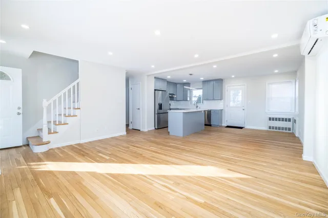 $5,500 | 29 West Avenue, Hicksville, NY 11801