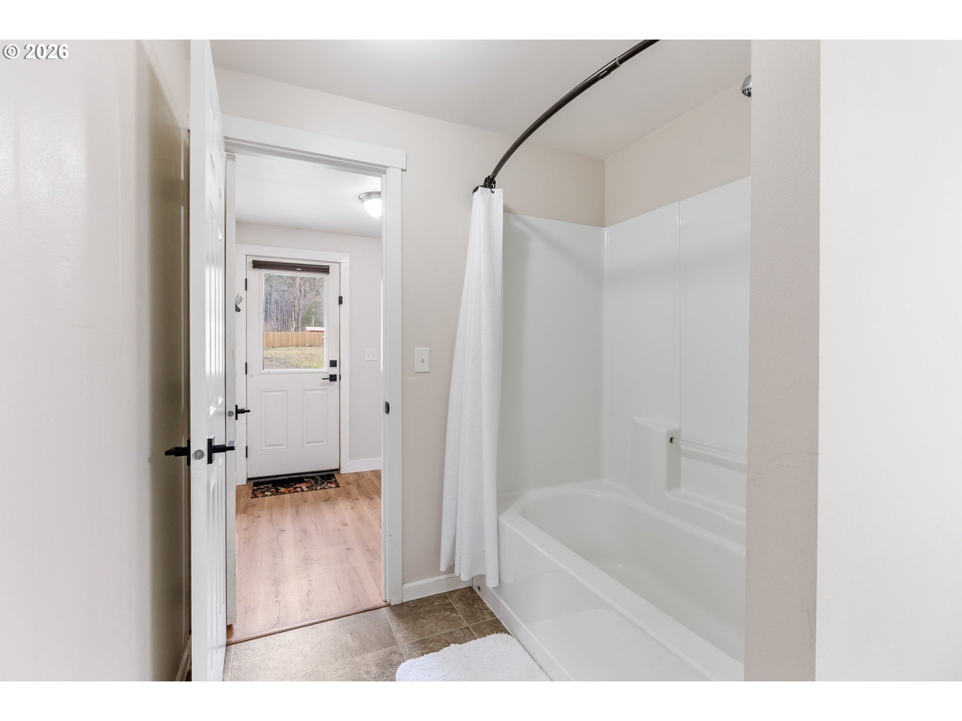 121 Fords Crossing Carson, WA 98610 - Photo 24 of 47 Bathroom