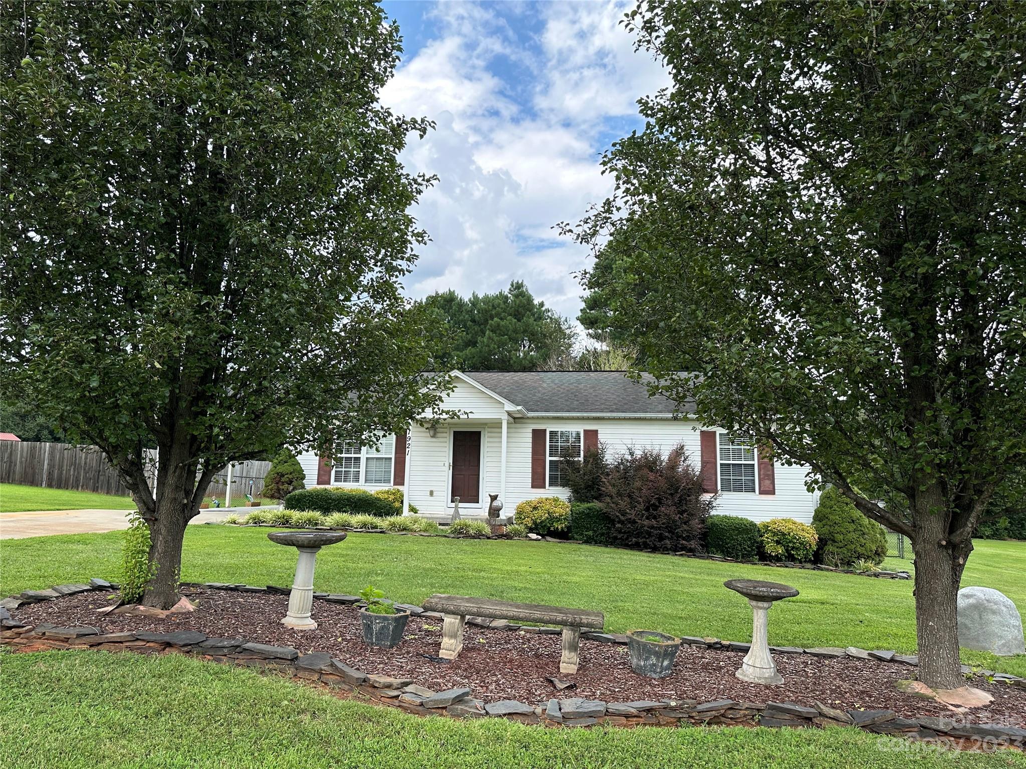 1921 Jarrett Farm Road Newton, NC 28658 - Photo 3 of 29 Gallery Image 3