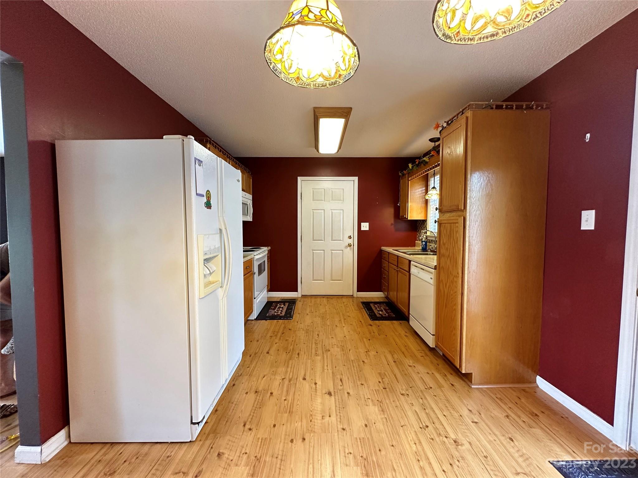 1921 Jarrett Farm Road Newton, NC 28658 - Photo 7 of 29 Gallery Image 7