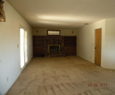 14802 Huntington Road Madera, CA 93636 - Photo 3 of 10 Living Room with Brick Fireplace