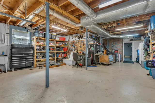 $425,000 | 1819 East Haley's Creek Road, Centerville, TN 37033