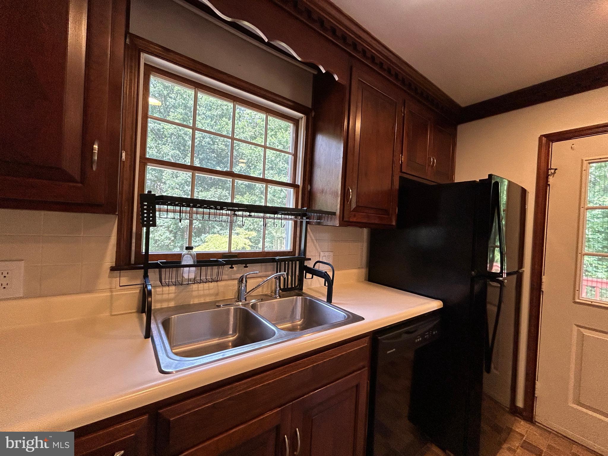 8663 Old Rapidan Road Orange, VA 22960 - Photo 26 of 98 Kitchen