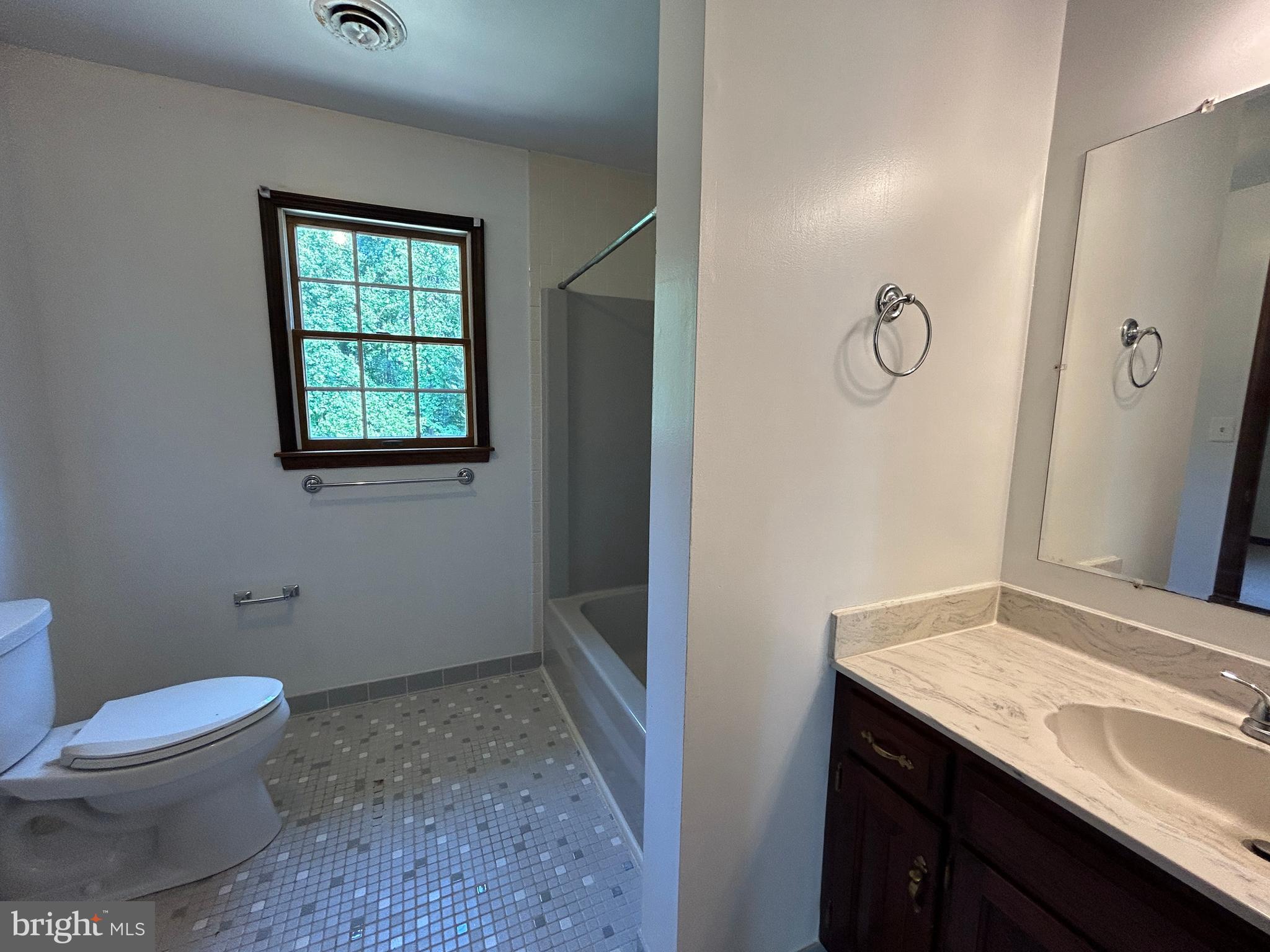 8663 Old Rapidan Road Orange, VA 22960 - Photo 65 of 98 Upstairs Bath