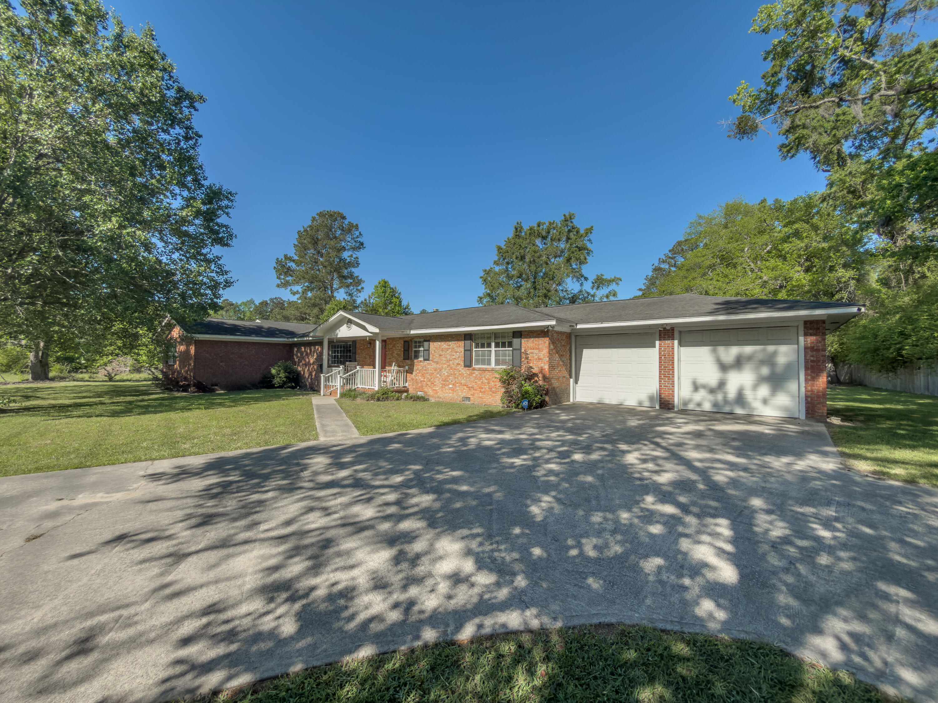 497 Jedburg Road Summerville, SC 29483 - Photo 2 of 30 IMG_1754