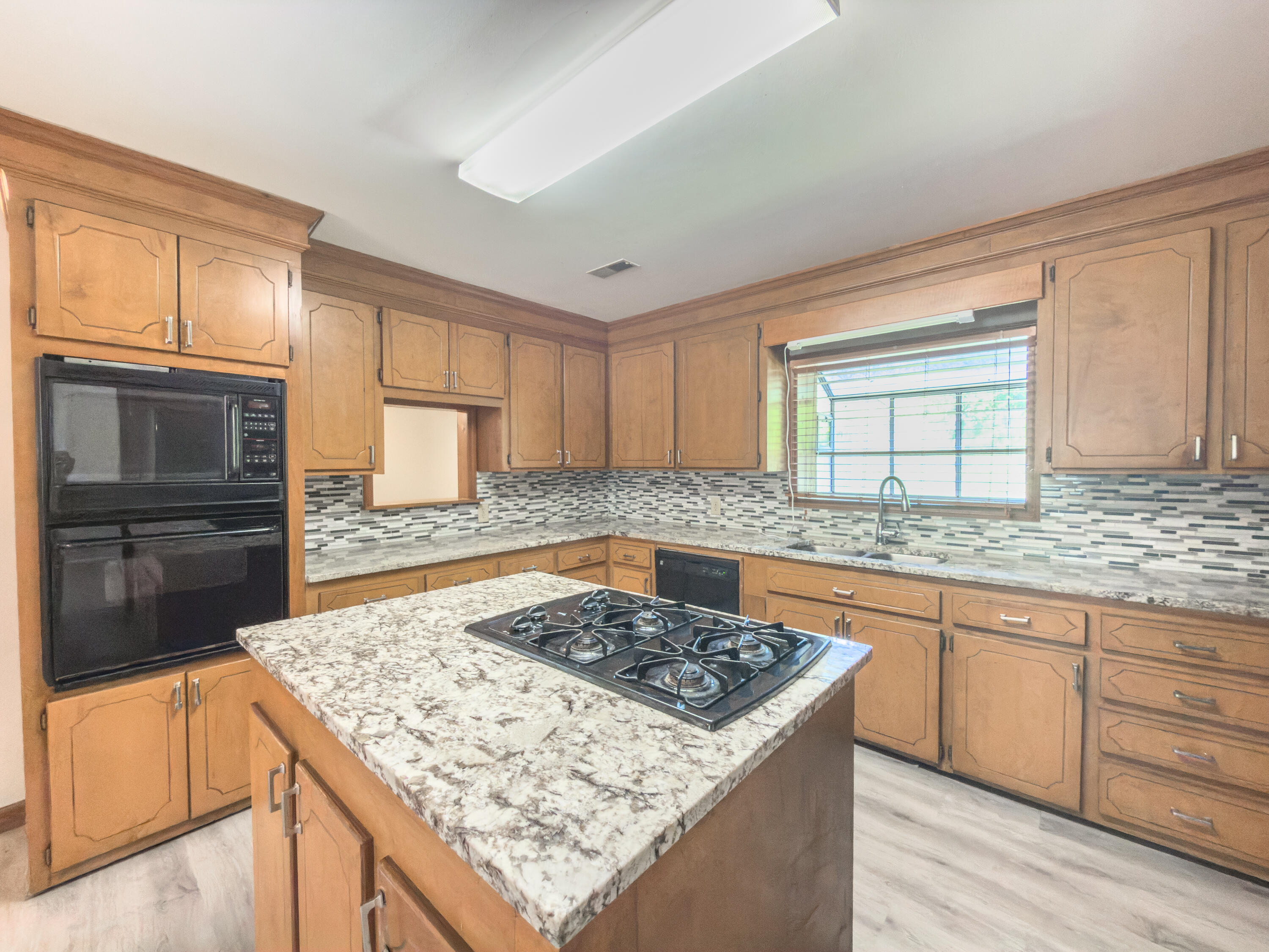 497 Jedburg Road Summerville, SC 29483 - Photo 6 of 30 IMG_1731