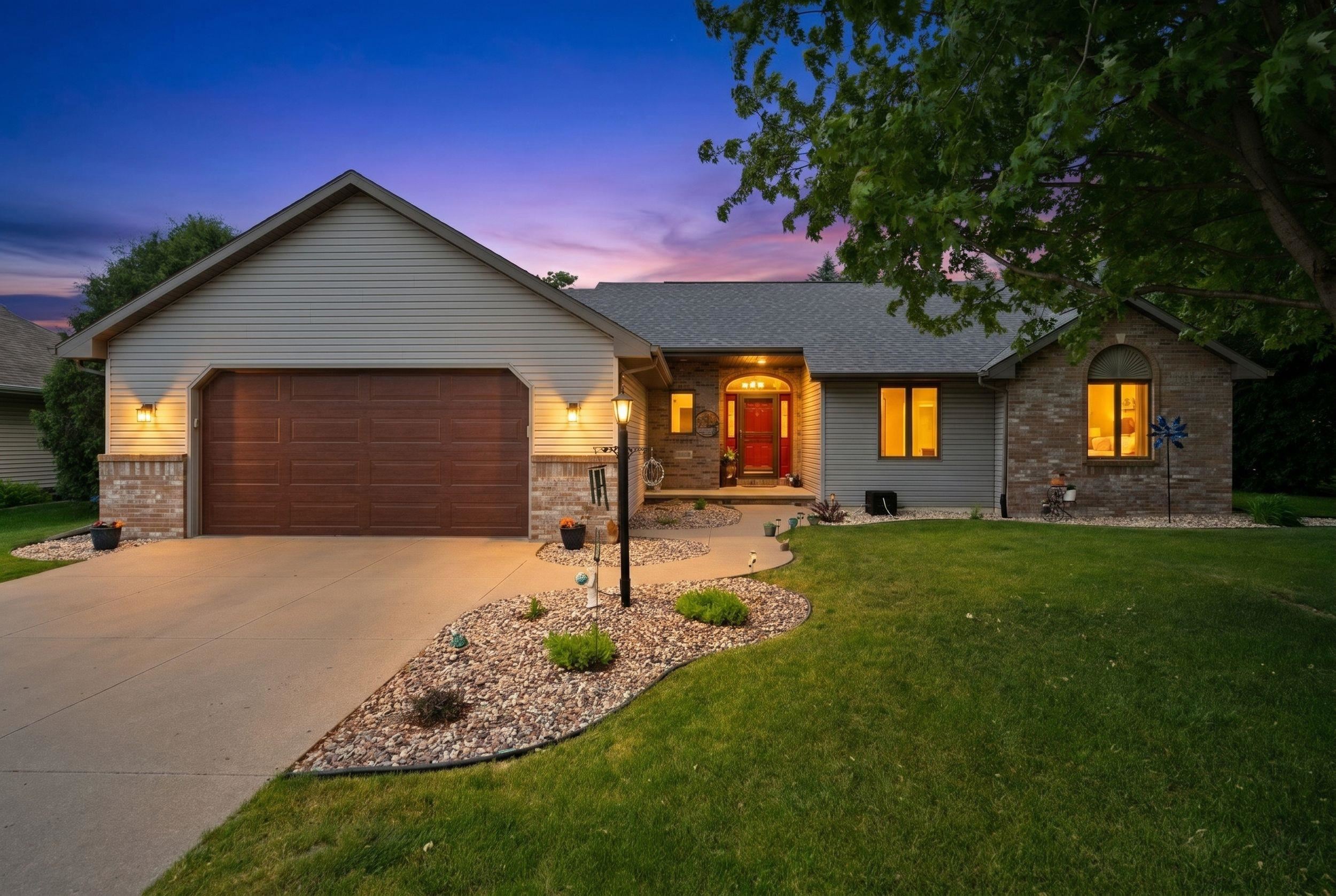 W2585 Oakbrook Court Appleton, WI 54915 - Photo 55 of 56