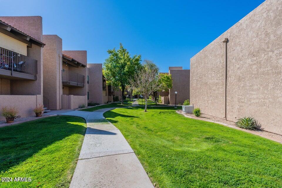 5525 East Thomas Road, Unit D6 Phoenix, AZ 85018 - Photo 37 of 42 D66