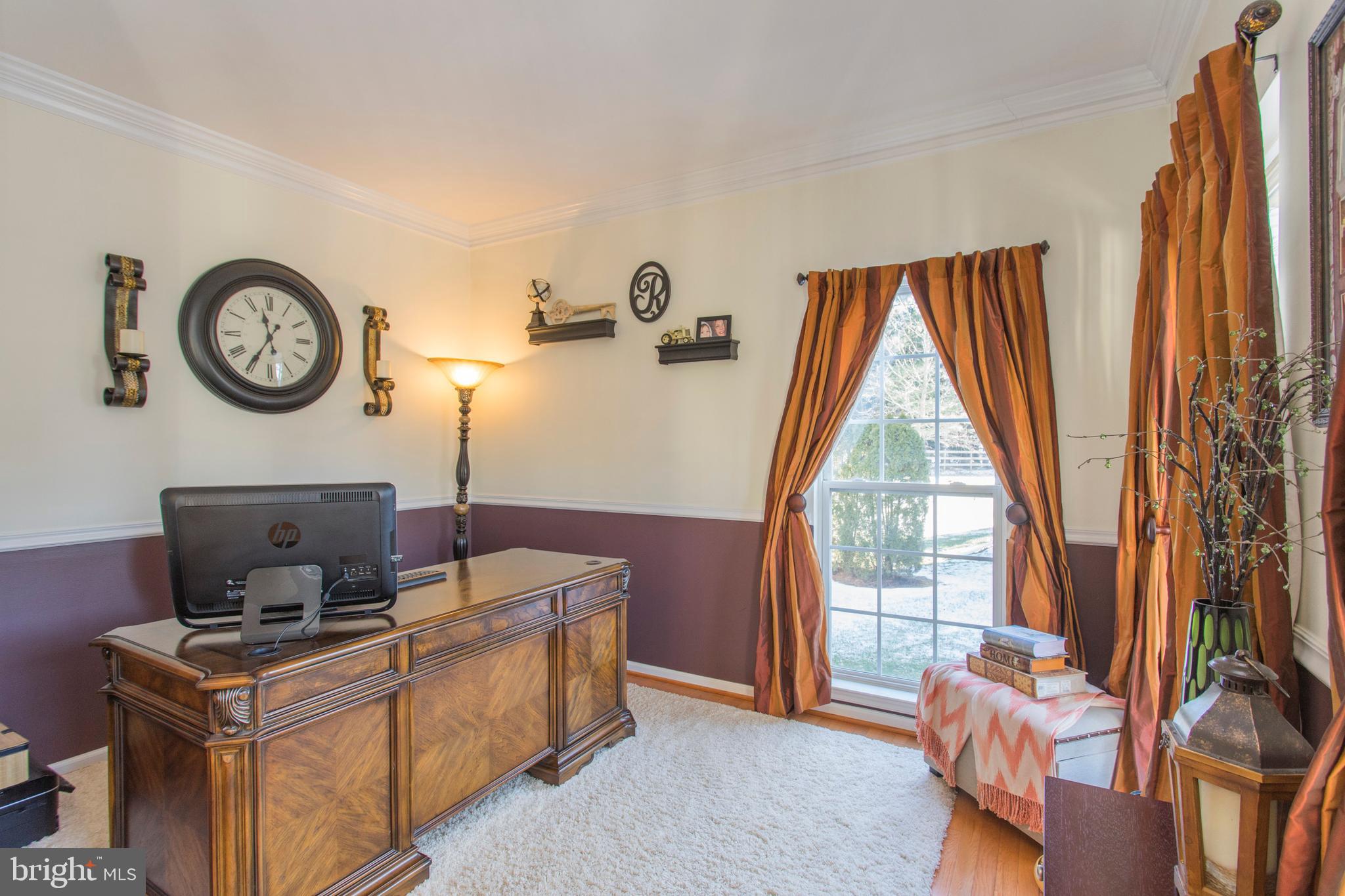 317 Kennard Road Perkasie, PA 18944 - Photo 13 of 26 Living Room or Office