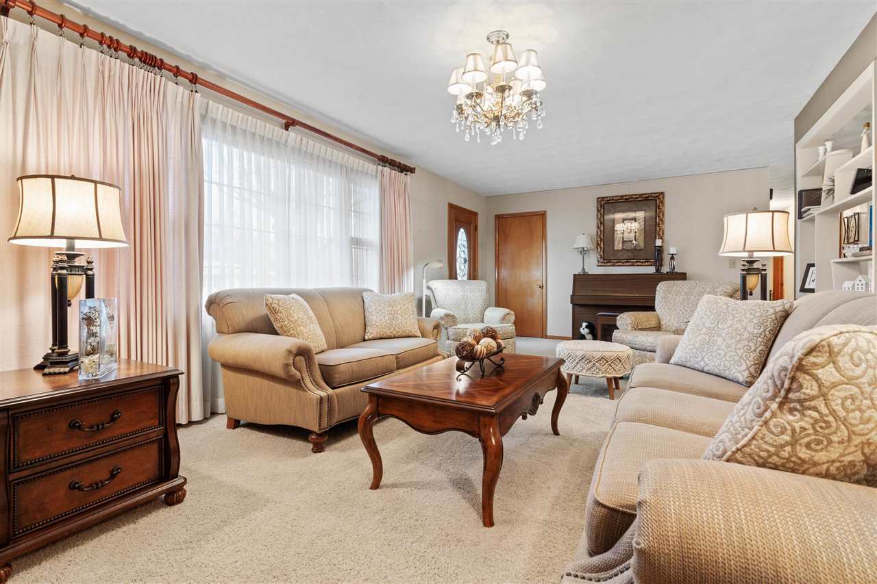 1226 Ridge Road Columbus Junction, IA 52738 - Photo 5 of 55 Gallery Image 5