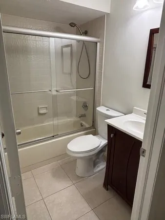 $1,695 | 2093 Pine Isle Lane, Unit 2093, Naples, FL 34112