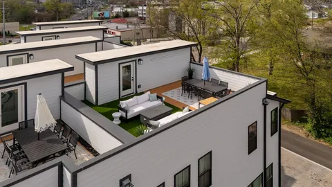 $799,000 | 2206 Clarksville Pike, Nashville, TN 37208