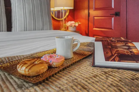 $819,000 | 2206 Clarksville Pike, Nashville, TN 37208