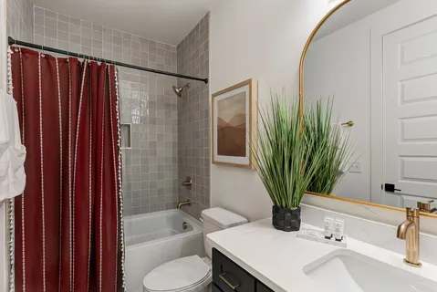 $799,000 | 2206 Clarksville Pike, Nashville, TN 37208