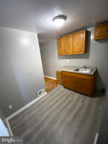 $995 | 755 East Allegheny Avenue, Philadelphia, PA 19134