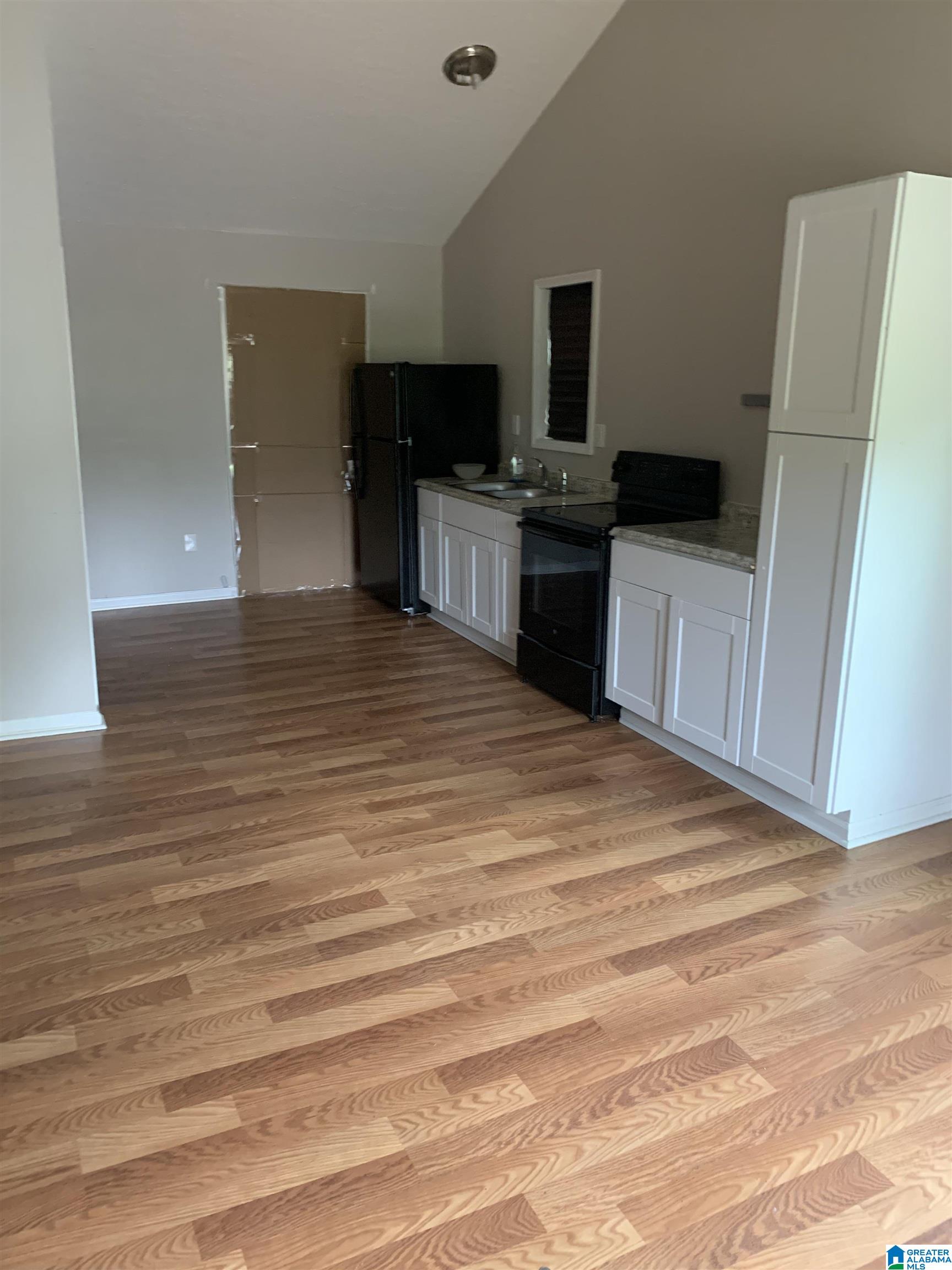 400 South Ledbetter Street Anniston, AL 36201 - Photo 2 of 21