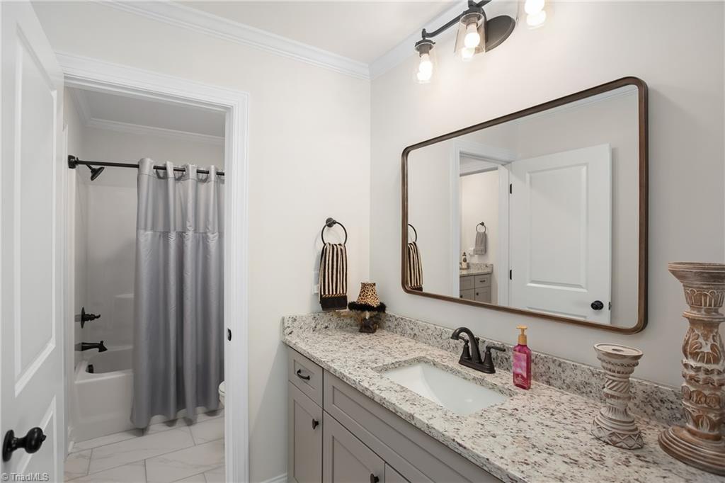 156 Pipers Ridge East Winston-Salem, NC 27127 - Photo 35 of 46 Gallery Image 35