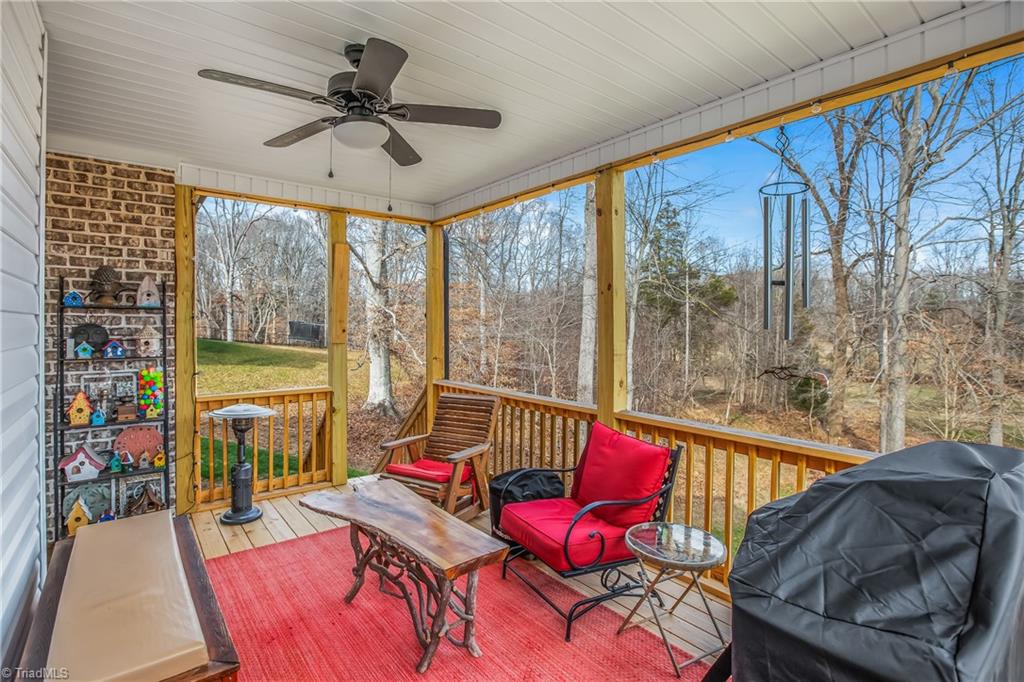 156 Pipers Ridge East Winston-Salem, NC 27127 - Photo 40 of 46 Gallery Image 40
