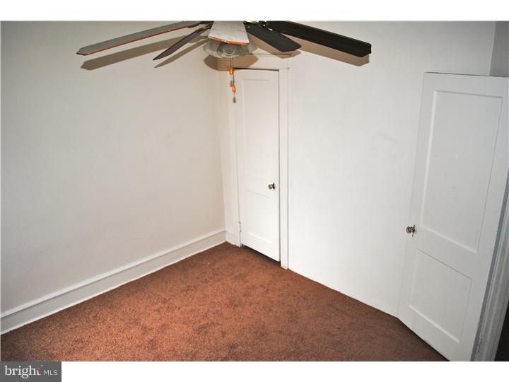 266 Sanford Road Upper Darby, PA 19082 - Photo 17 of 25