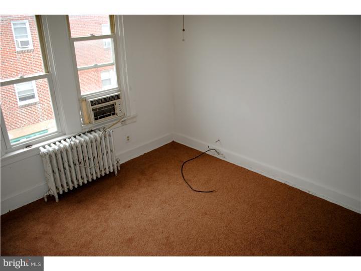 266 Sanford Road Upper Darby, PA 19082 - Photo 19 of 25