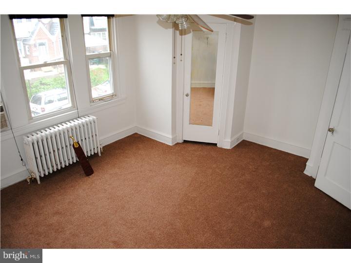 266 Sanford Road Upper Darby, PA 19082 - Photo 23 of 25