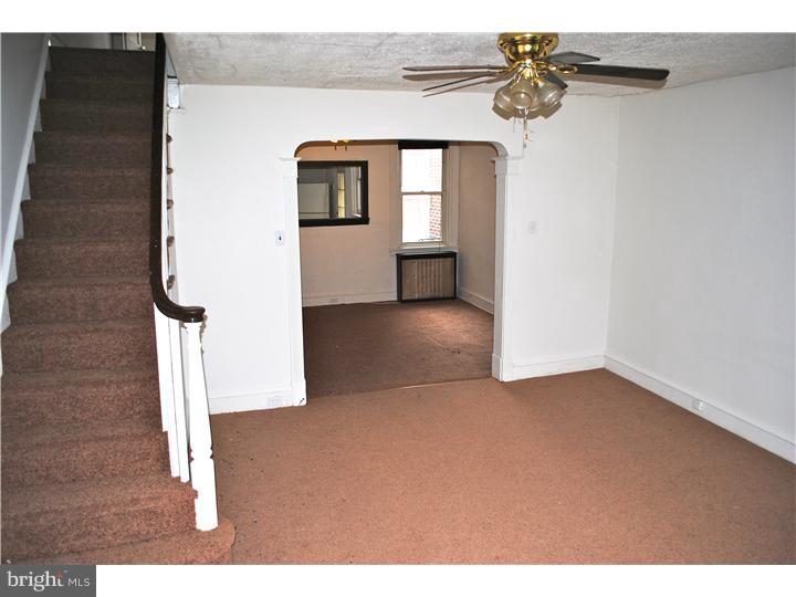 266 Sanford Road Upper Darby, PA 19082 - Photo 6 of 25