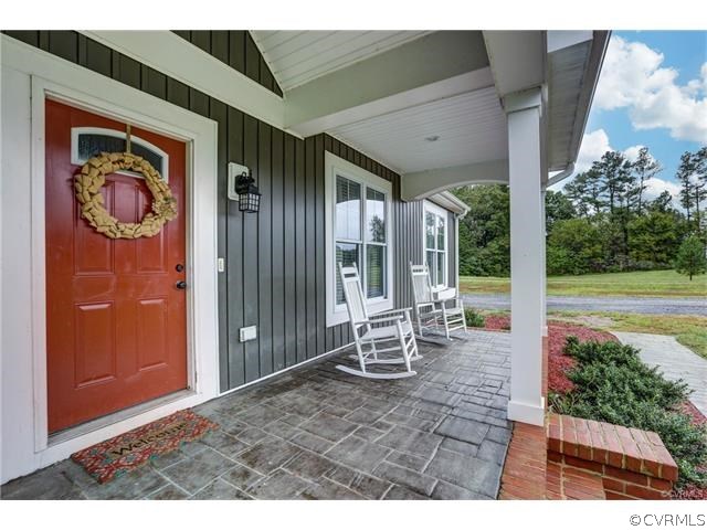 17591 Whitaker Road Amelia Court House, VA 23002 - Photo 3 of 22 Gallery Image 3