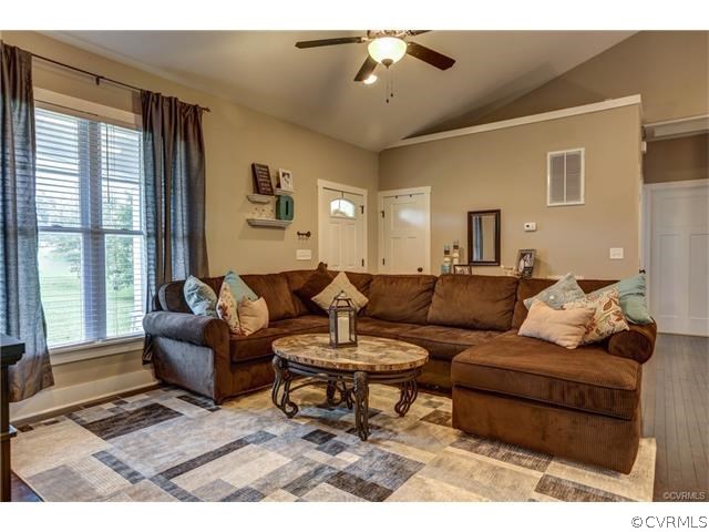 17591 Whitaker Road Amelia Court House, VA 23002 - Photo 5 of 22 Gallery Image 5