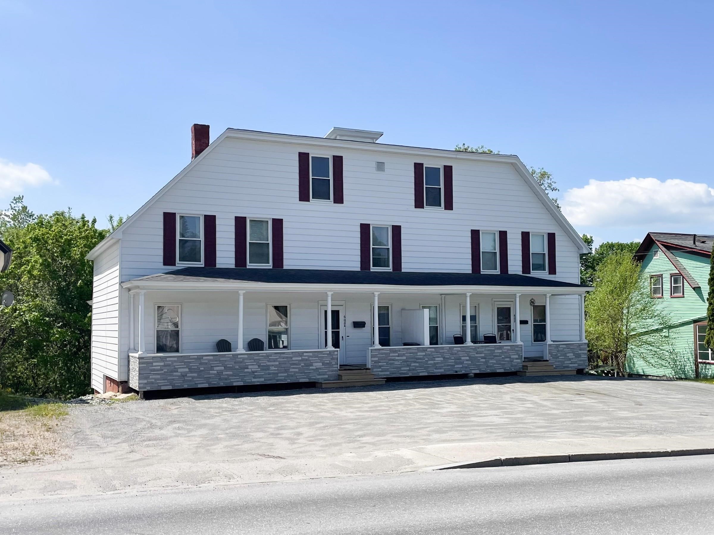 608 East Main Street Newport, VT 05855 - Photo 2 of 50