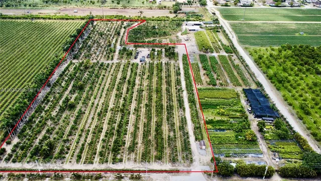 $2,950,000 | 32800 Southwest 202nd Avenue, Homestead, FL 33034