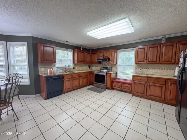 $650,000 | 110 Woodland Avenue, Hampton, SC 29924