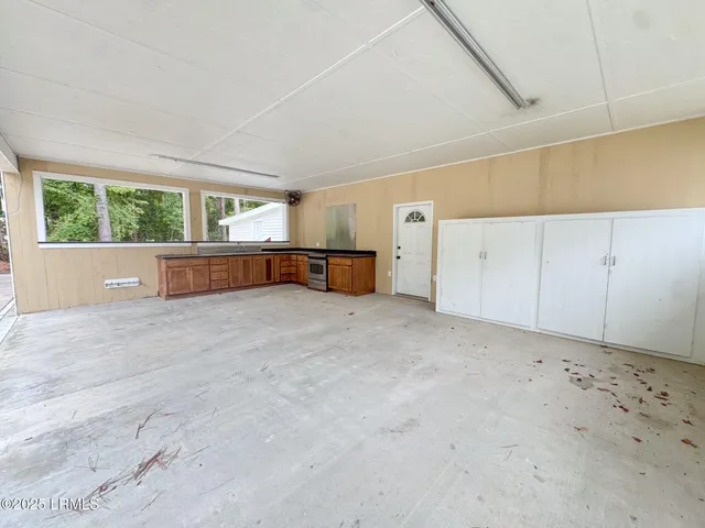 $650,000 | 110 Woodland Avenue, Hampton, SC 29924